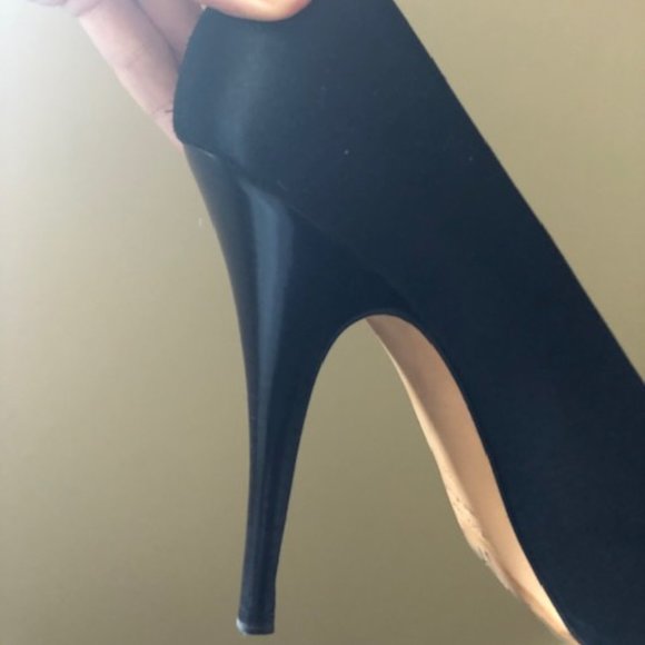 Guiseppe Zanotti black satin peep toe pumps - Picture 8 of 11